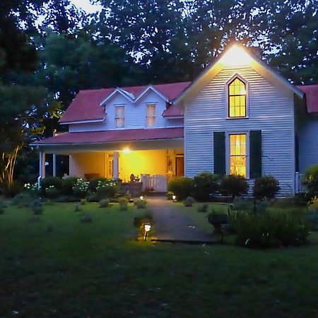 Mulberry Lavender Farm And B&B Экстерьер фото